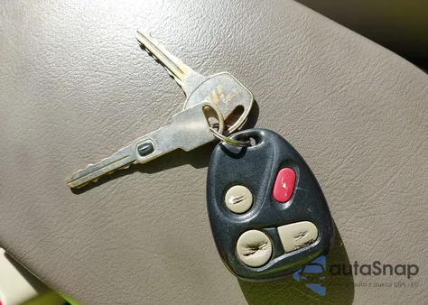 1999 Oldsmobile Aurora z USA, uszkodzony, nr VIN 1G3GR62C1X4115336